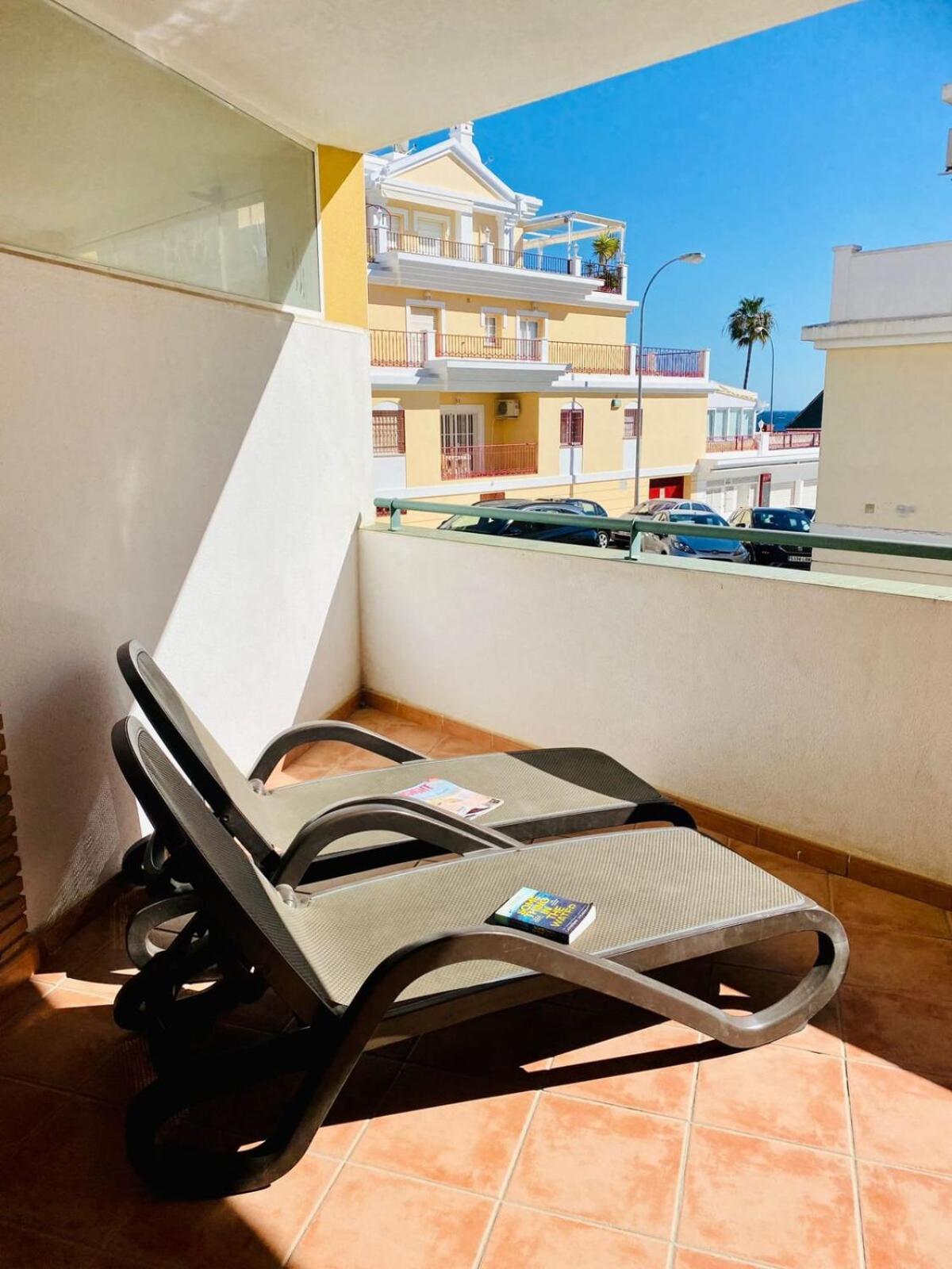 Precioso Apartamento Con Parking En La Playa De Burriana Nerja Exteriér fotografie